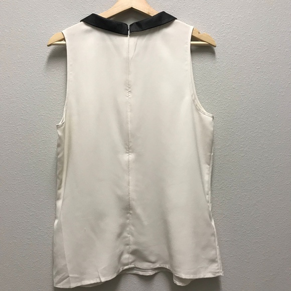 SOLD - Ann Taylor Blouse - Picture 5 of 6